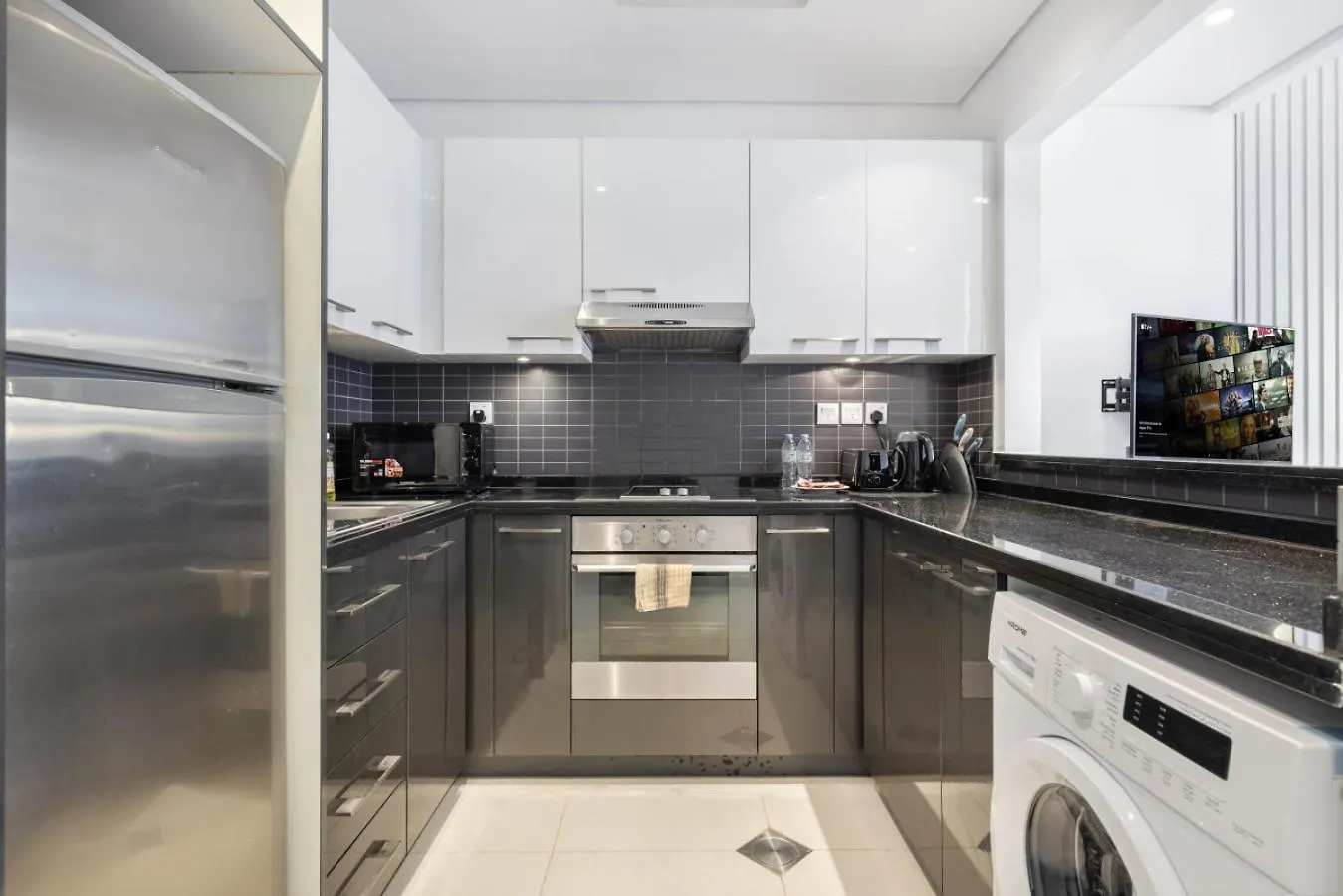Luxury Studio In Dubai Marina With Canal Views Förenade Arabemiraten